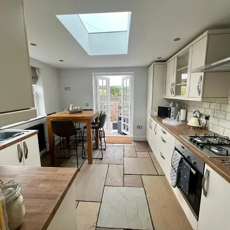 Gorgeous 2-Bed Cottage In Penderyn Brecon Beacons Aberdare Exterior photo