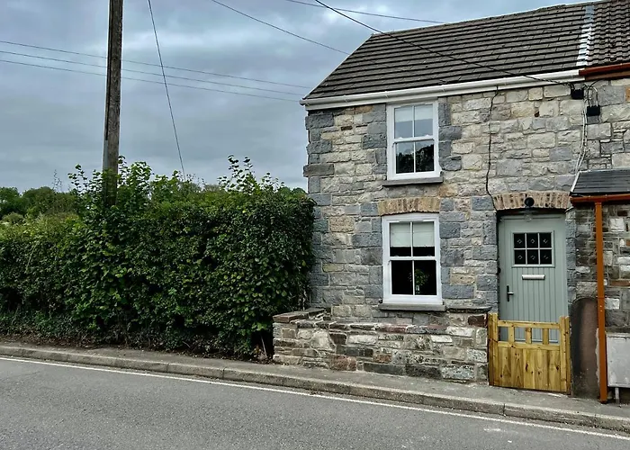 Gorgeous 2-Bed Cottage In Penderyn Brecon Beacons