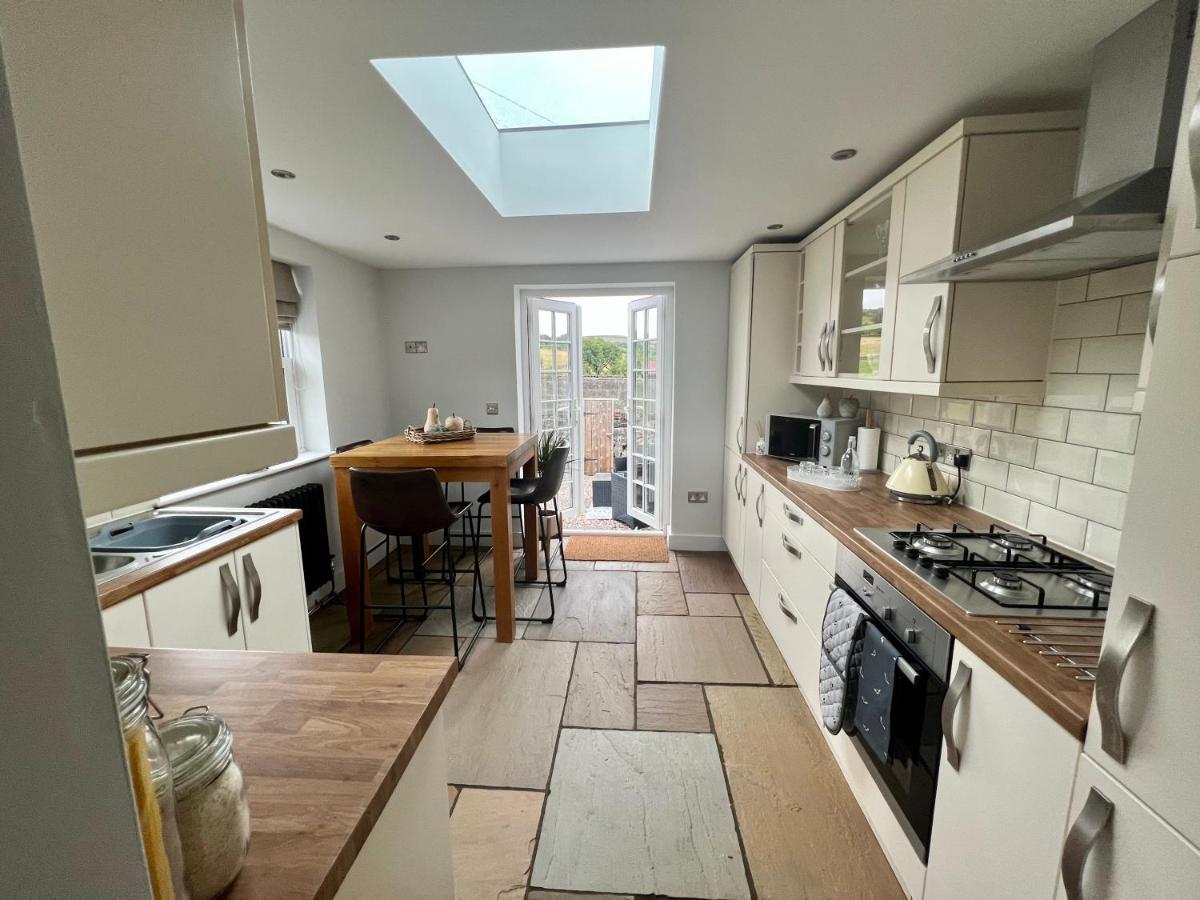 Gorgeous 2-bed In Penderyn Brecon Beacons Holiday home
