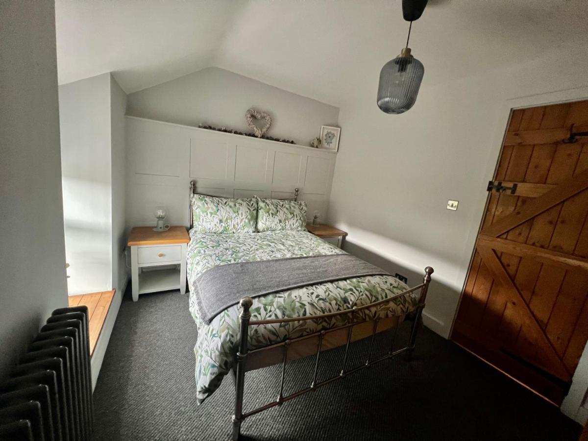 Gorgeous 2-bed In Penderyn Brecon Beacons