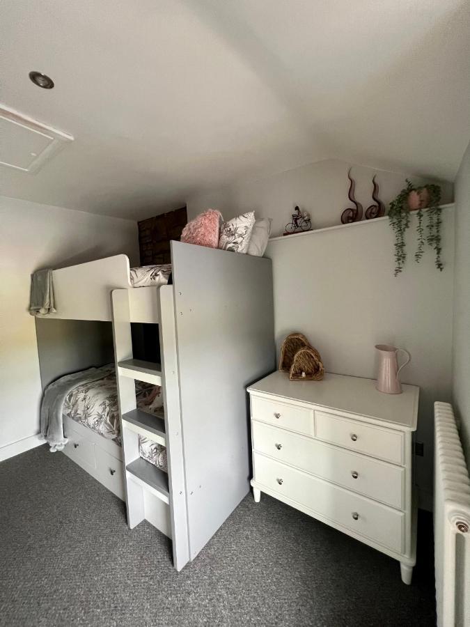 Gorgeous 2-bed In Penderyn Brecon Beacons Aberdare